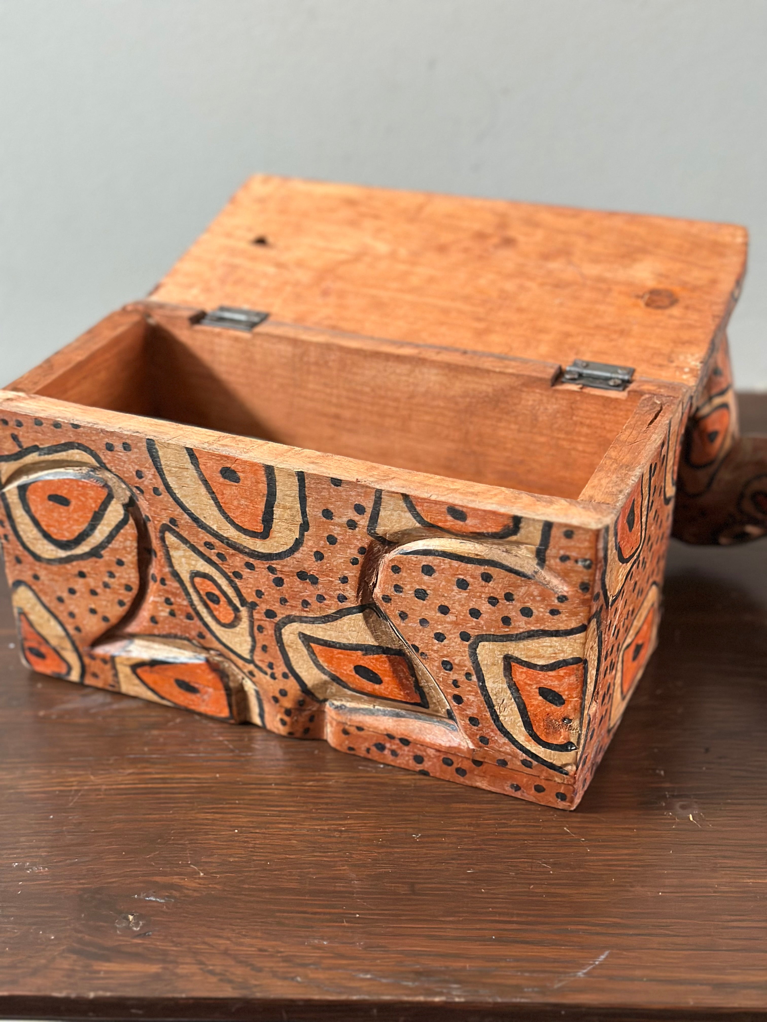Vintage Folk Art Animal Box