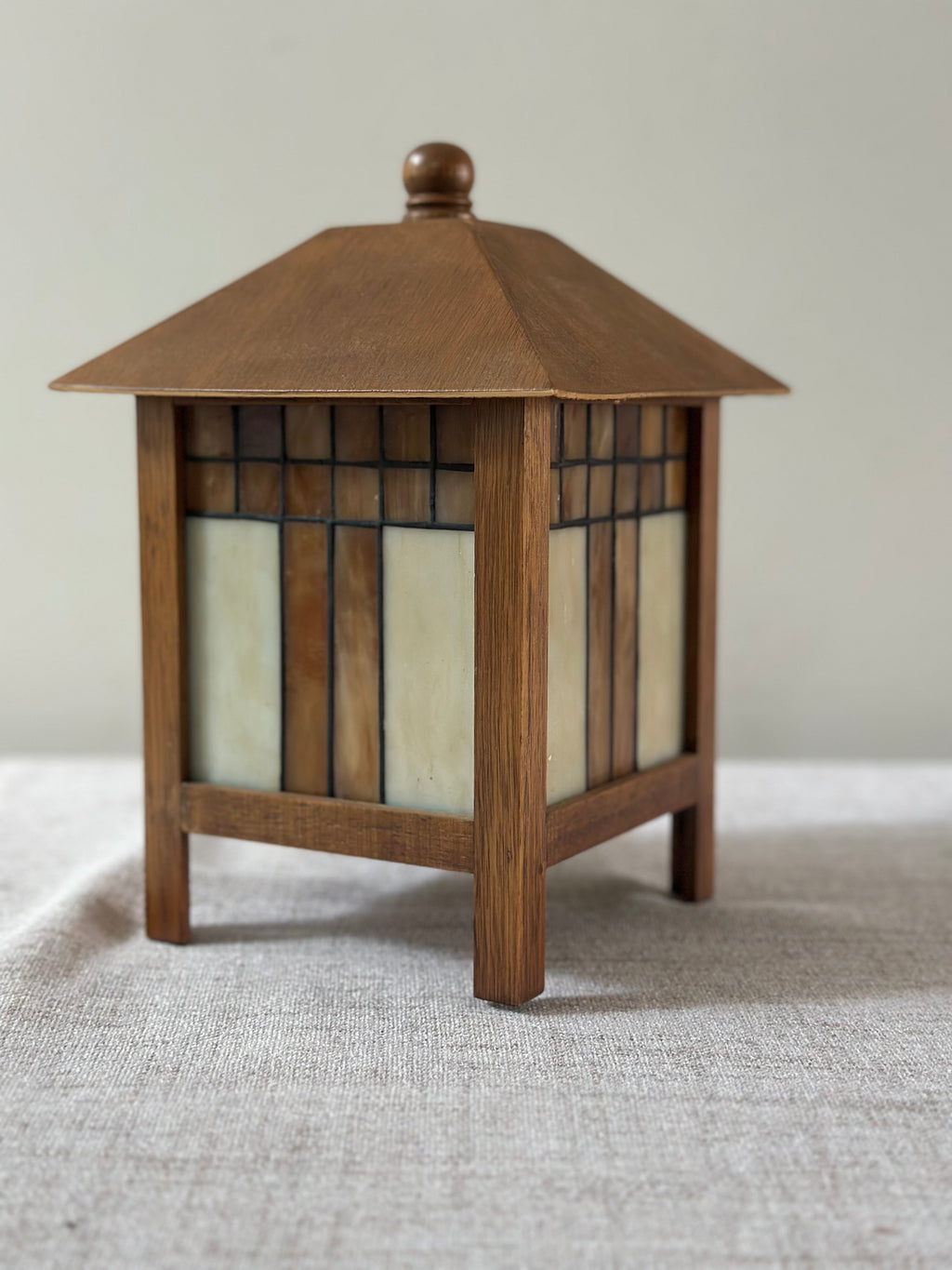Vintage Frank Lloyd Wright Style Stained Glass Lamp