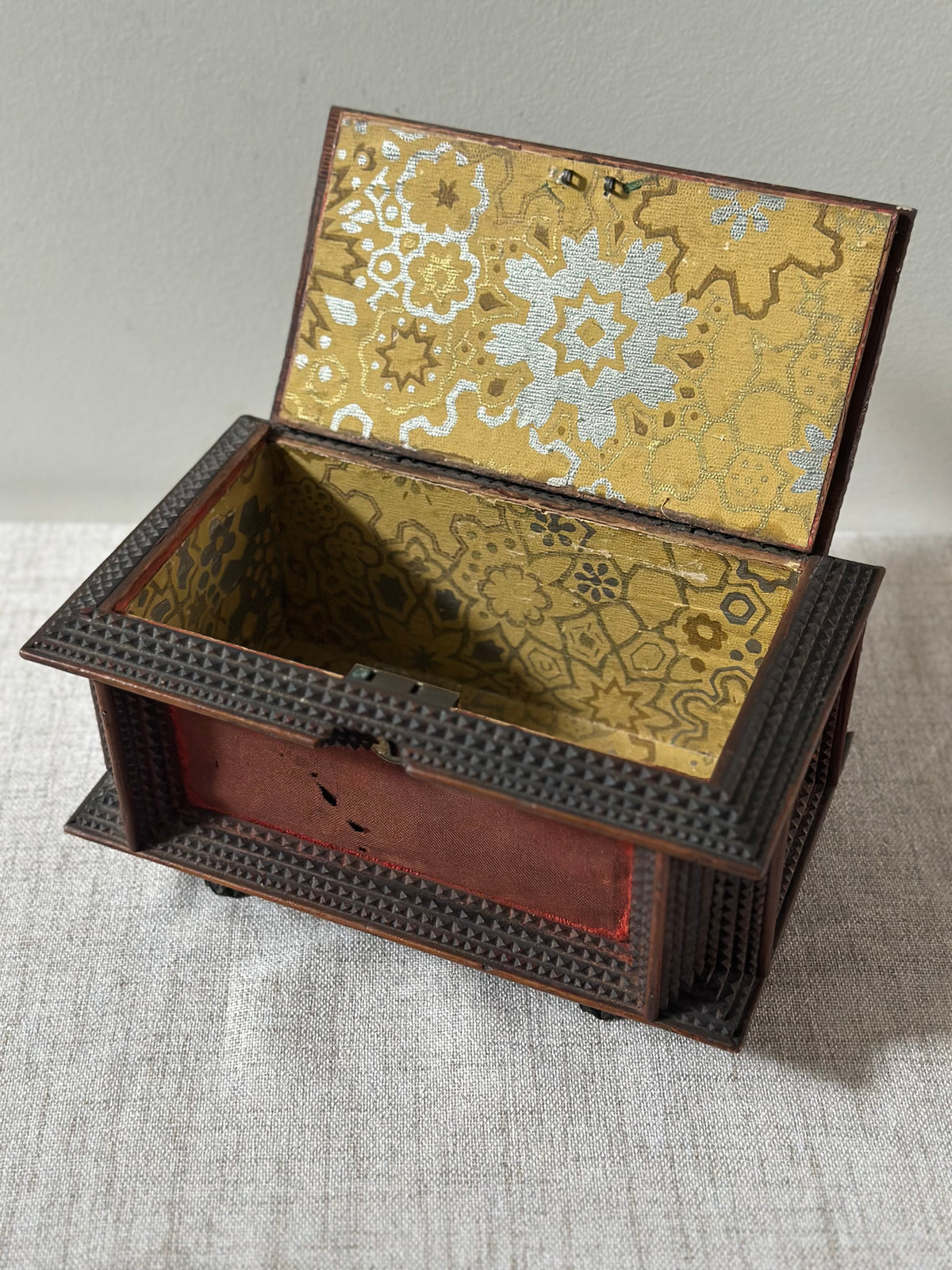 Antique Tramp Art Chip-Carved Wooden Box