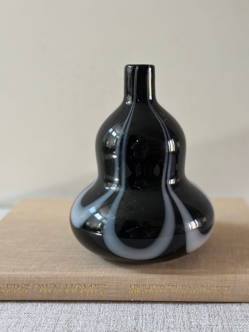 Black Swirl Murano Glass Vase