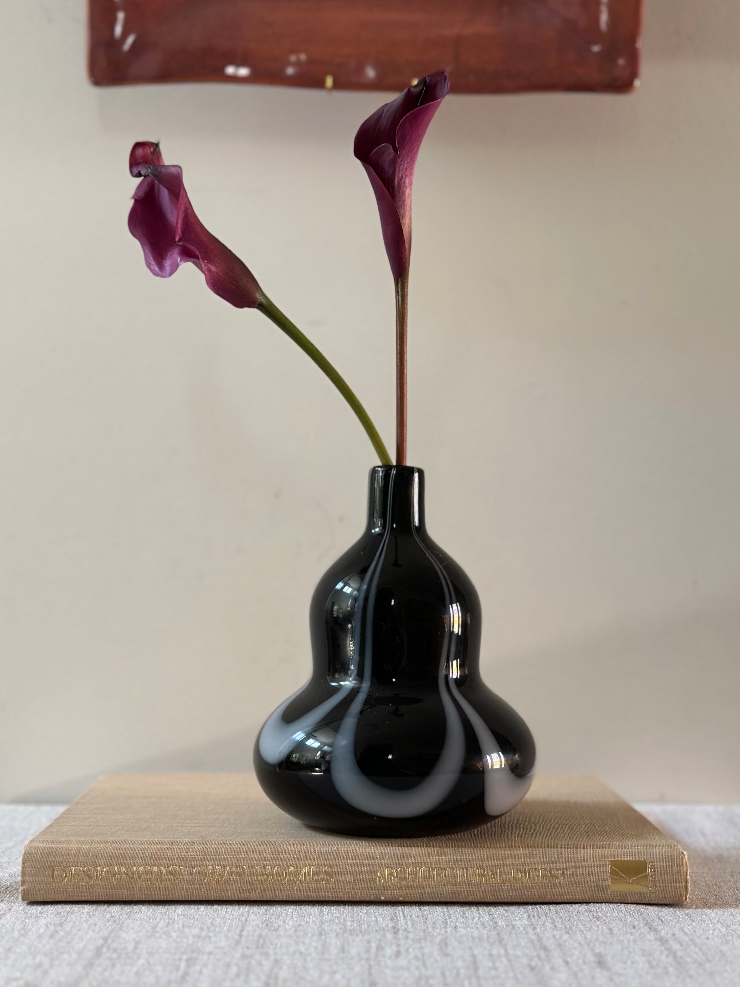 Black Swirl Murano Glass Vase