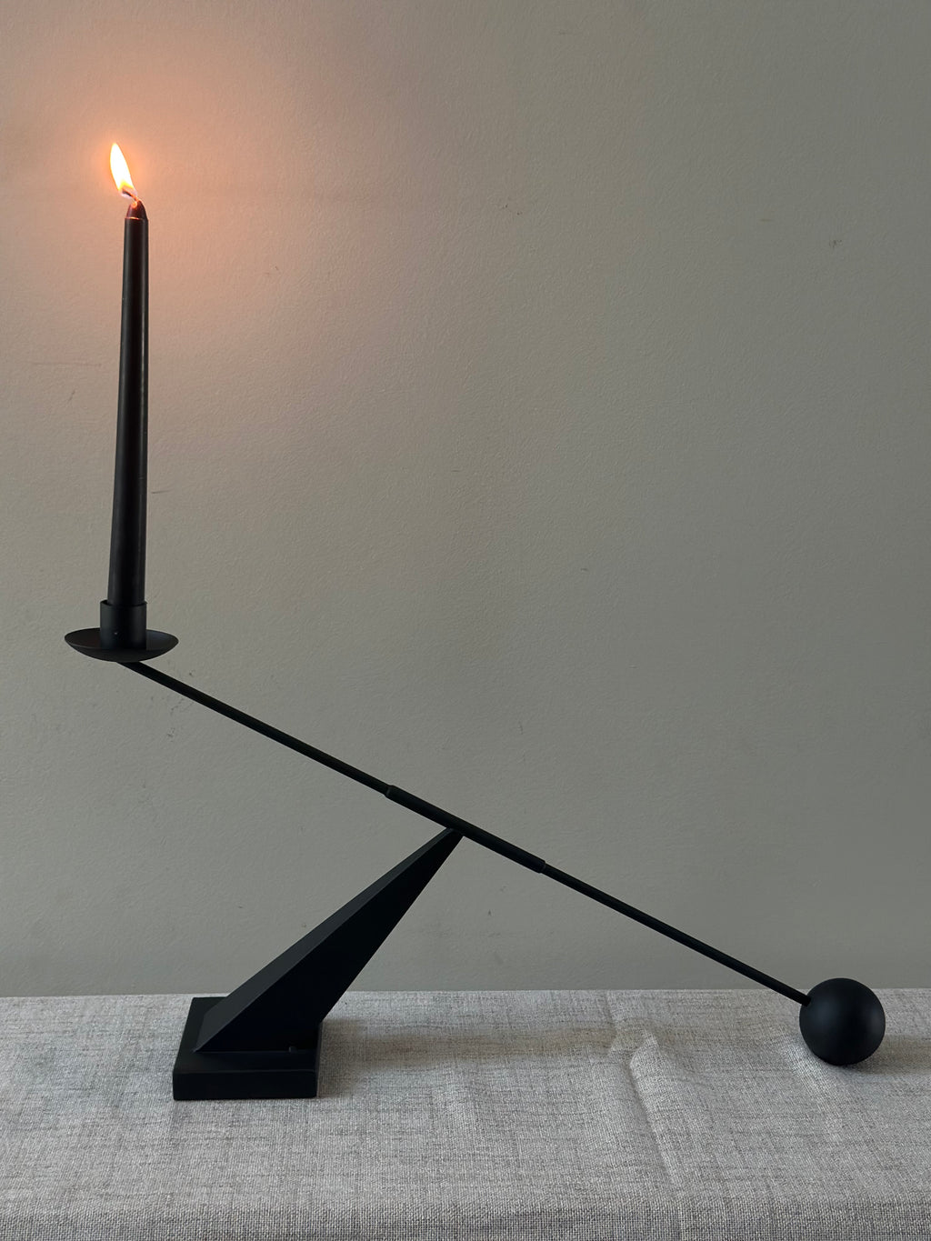 Metal Interconnect Candle Holder