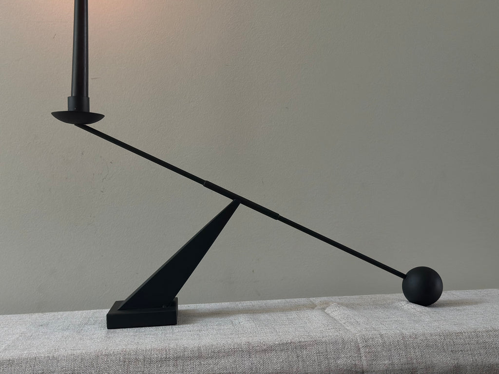 Metal Interconnect Candle Holder