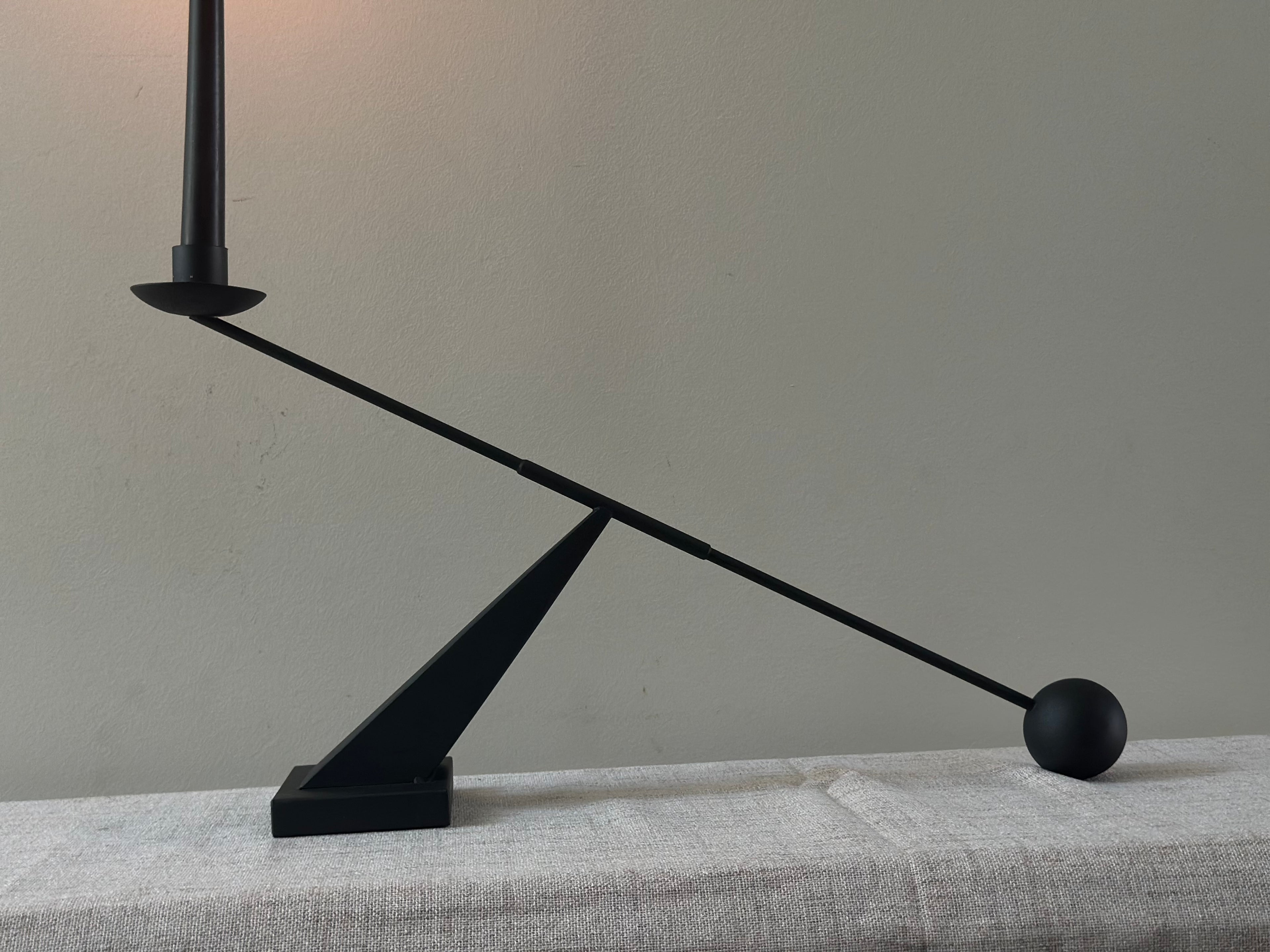 Metal Interconnect Candle Holder
