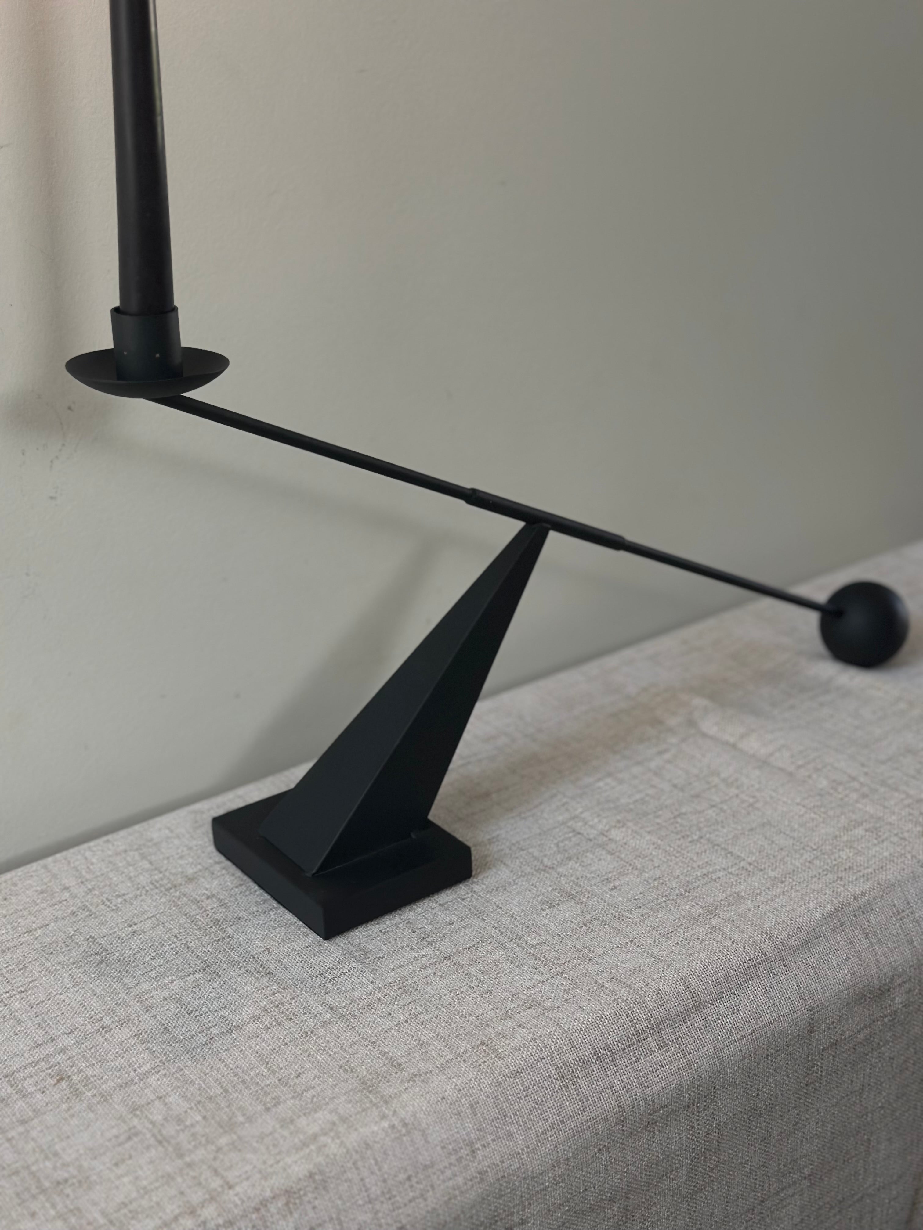 Metal Interconnect Candle Holder